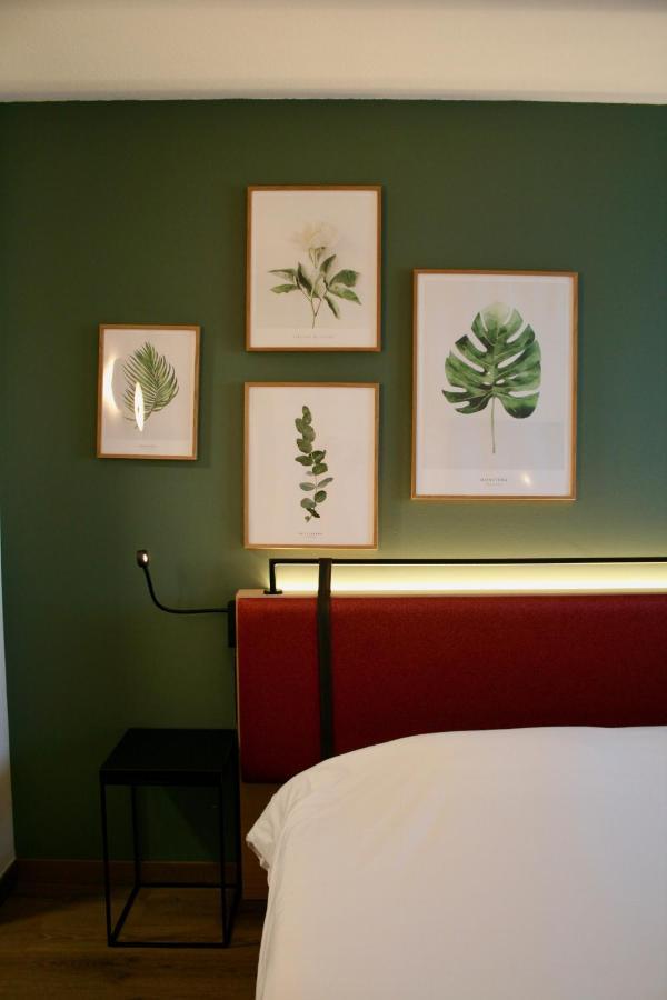 Hotel Campanile Ouest - Croix D'argent 4*