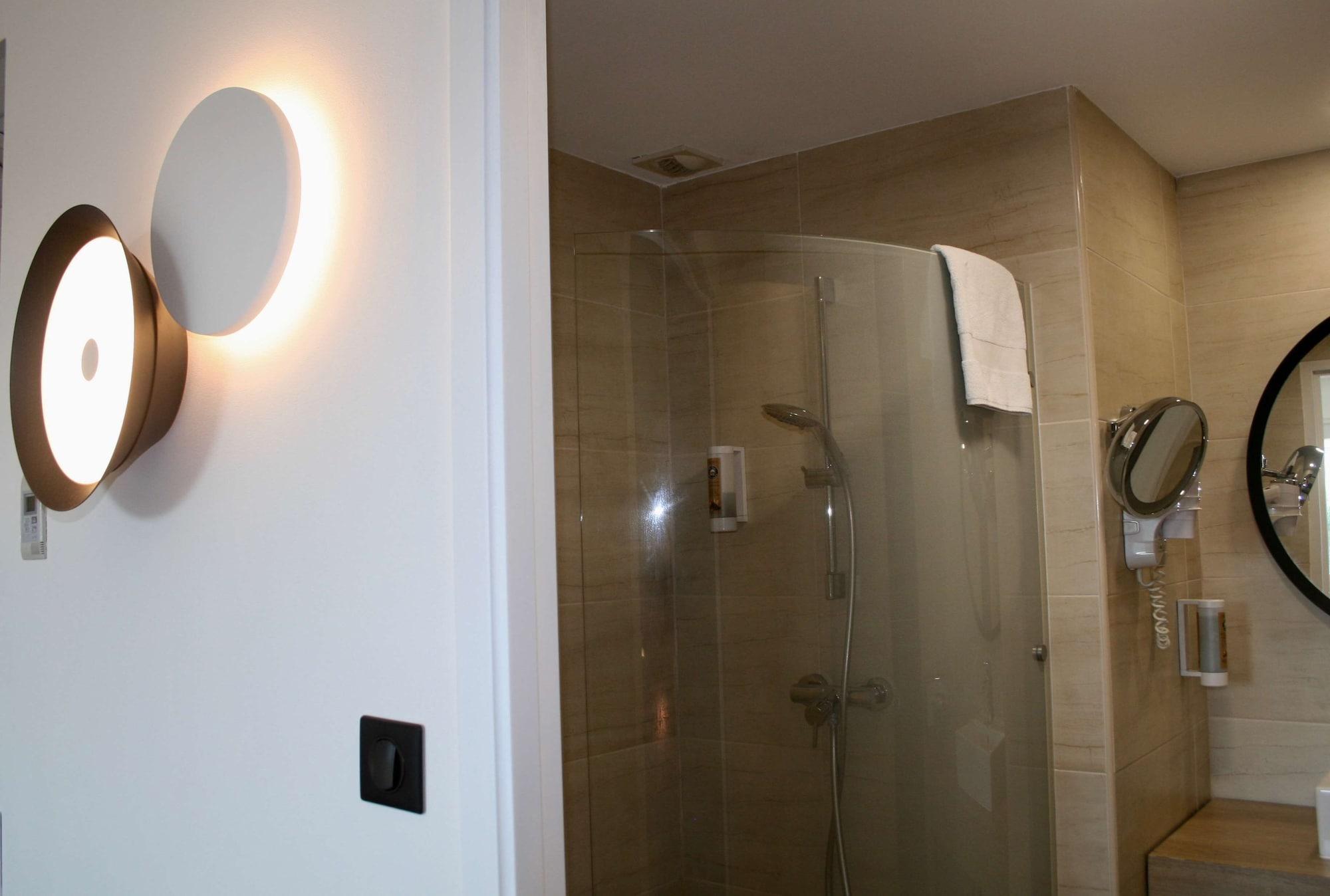 Campanile Ouest - Croix D'argent Hotel Montpellier