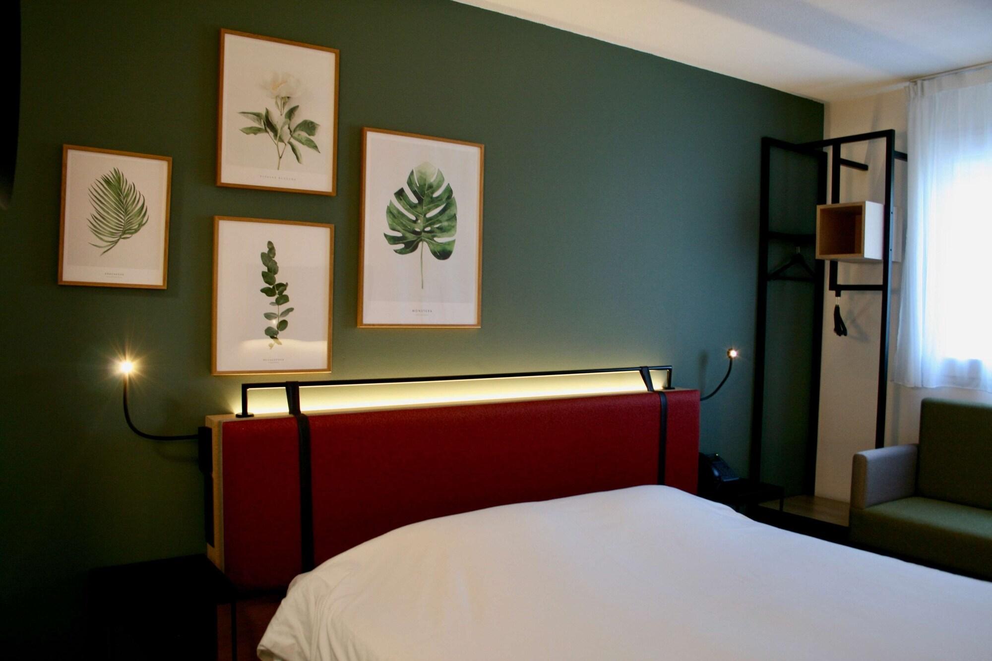 Hotel Campanile Ouest - Croix D'argent Montpellier