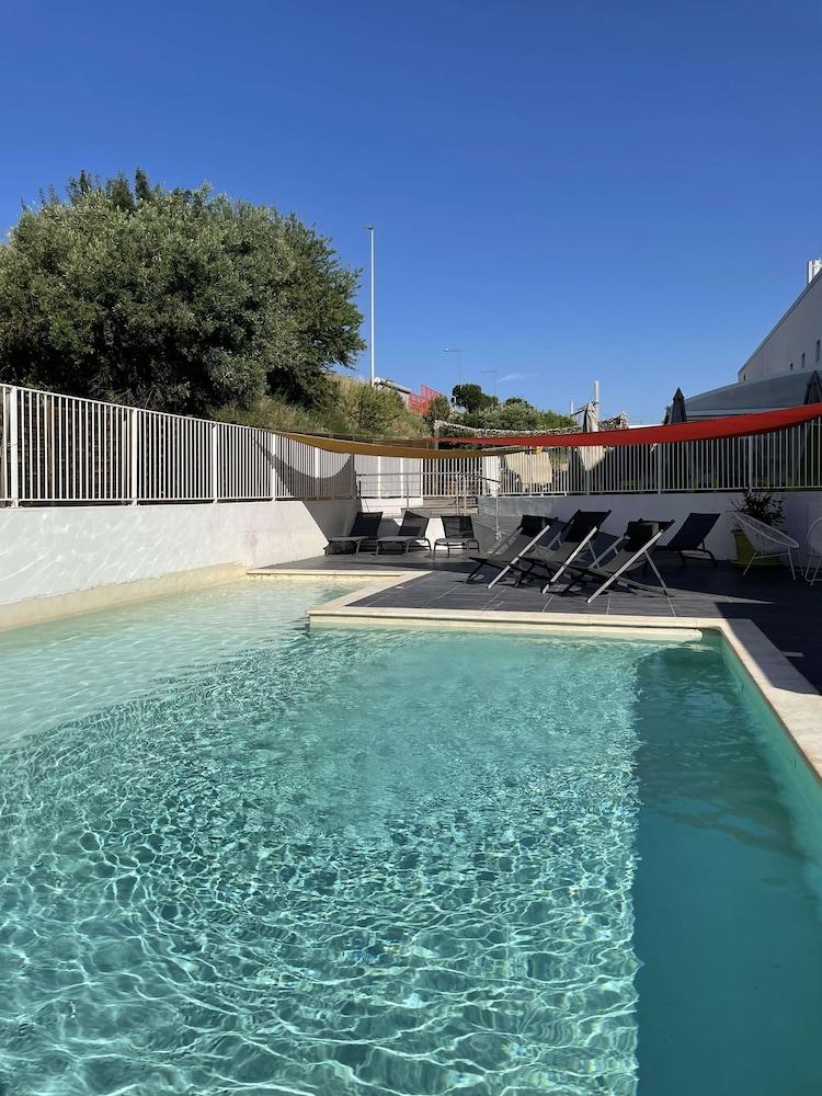 Campanile Ouest - Croix D'argent Hotel Montpellier